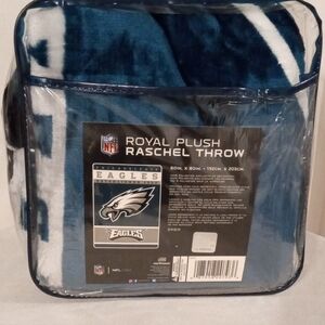 NFL Philadelphia Eagles  Royal Plush Raschel Throw